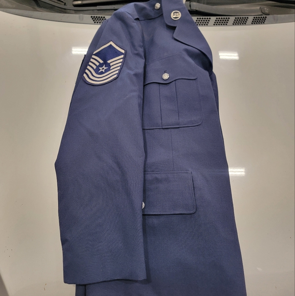 Vietnam era Air Force dress coat - Picture 2 of 10